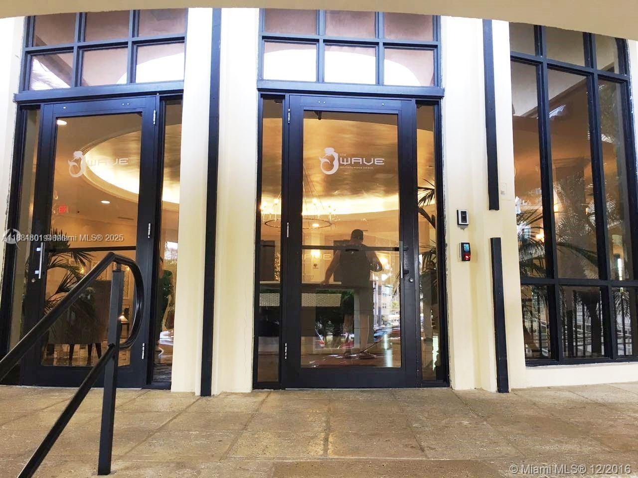 WAVE CONDO - Residential Lease