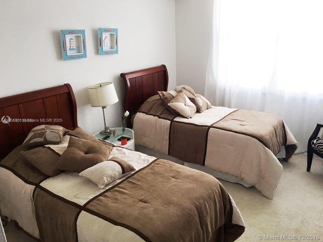 WAVE CONDO - Residential Lease