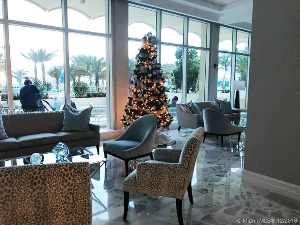 WAVE CONDO - Residential Lease