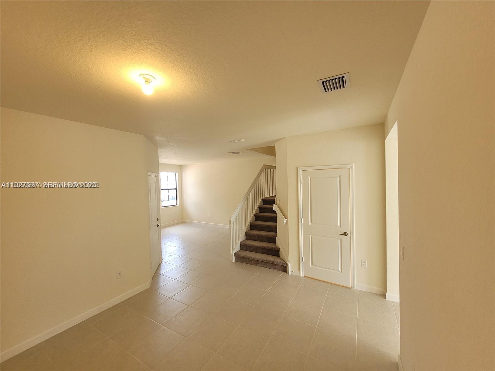 AQUABELLA NORTH REPLAT - Residential