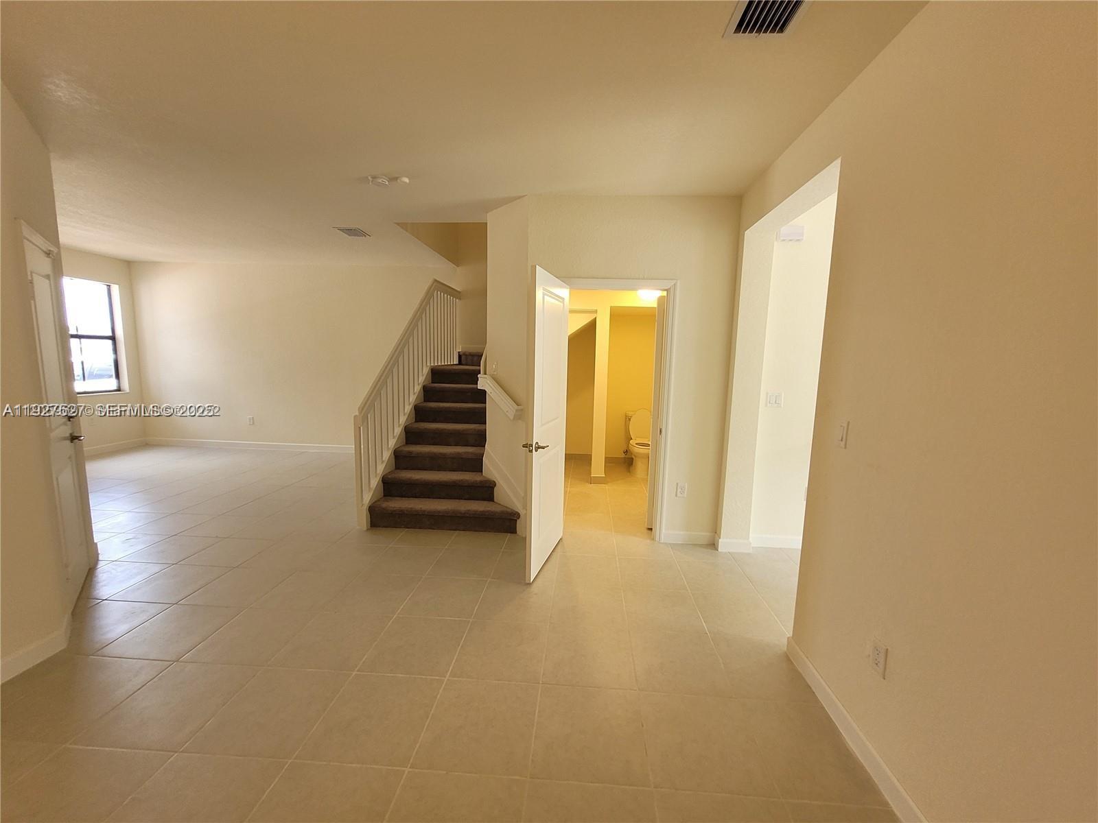 AQUABELLA NORTH REPLAT - Residential