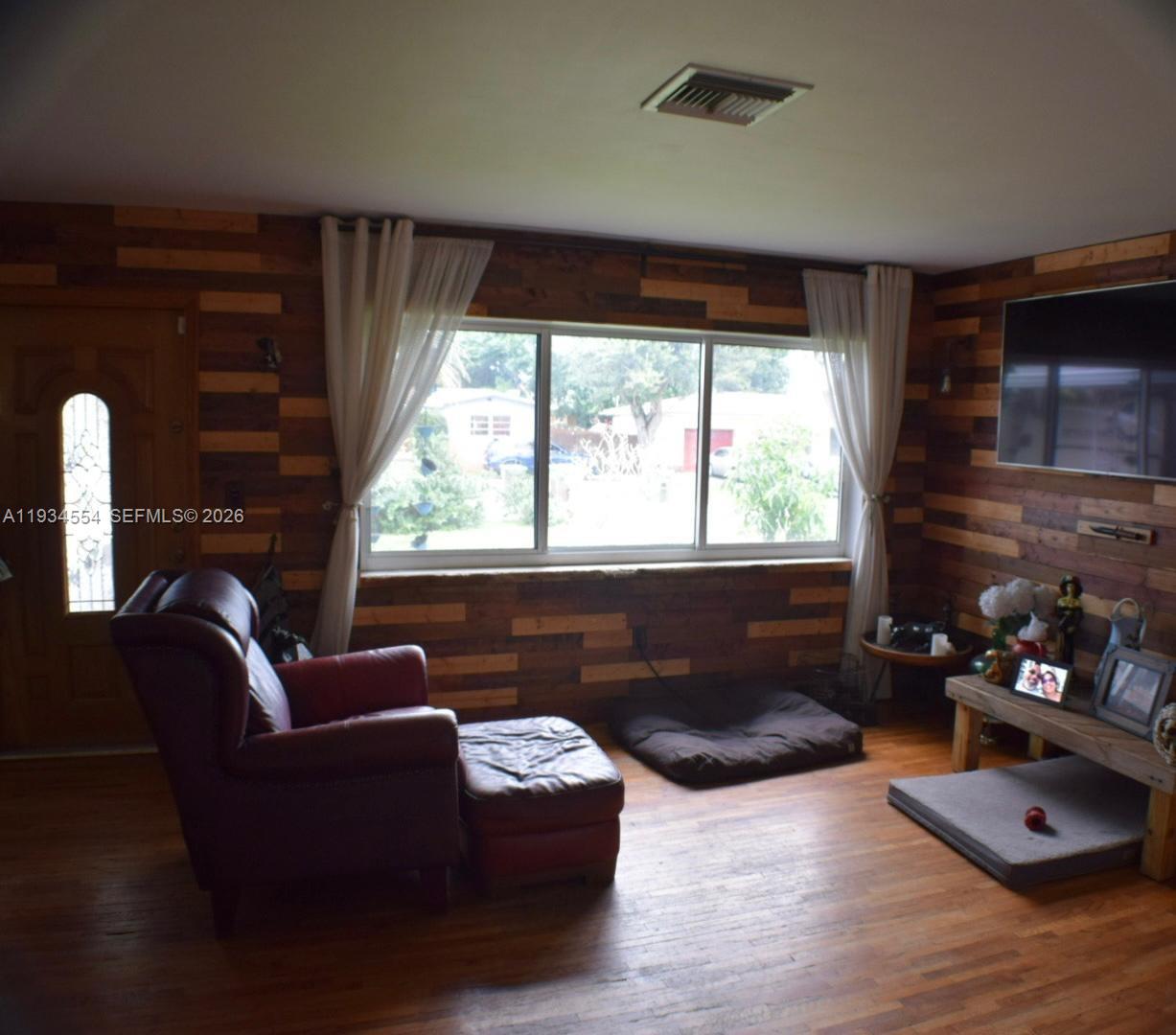 PLEASANT VILLAGE - Residential