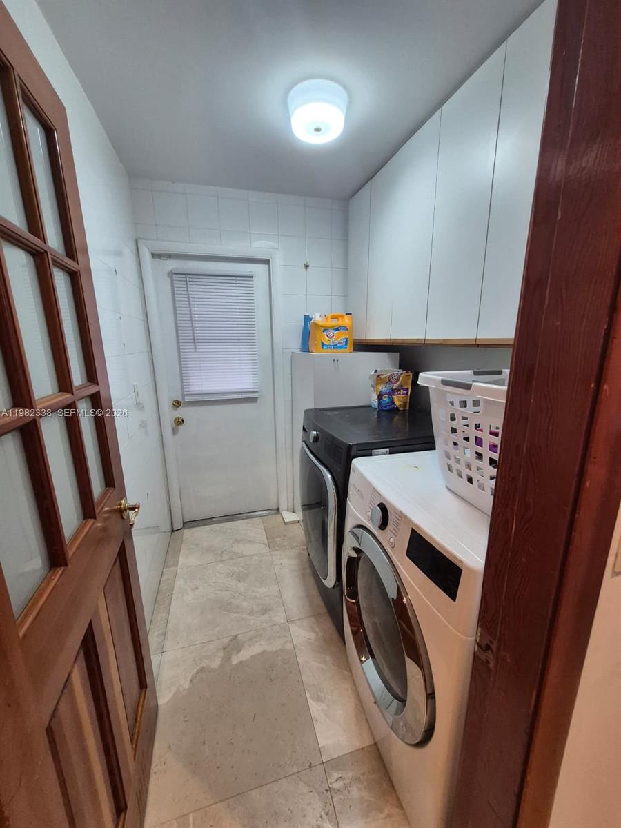 KENDALL KINGDOM - Residential