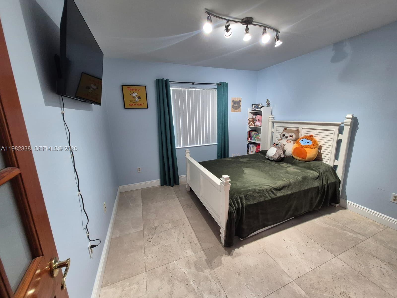 KENDALL KINGDOM - Residential