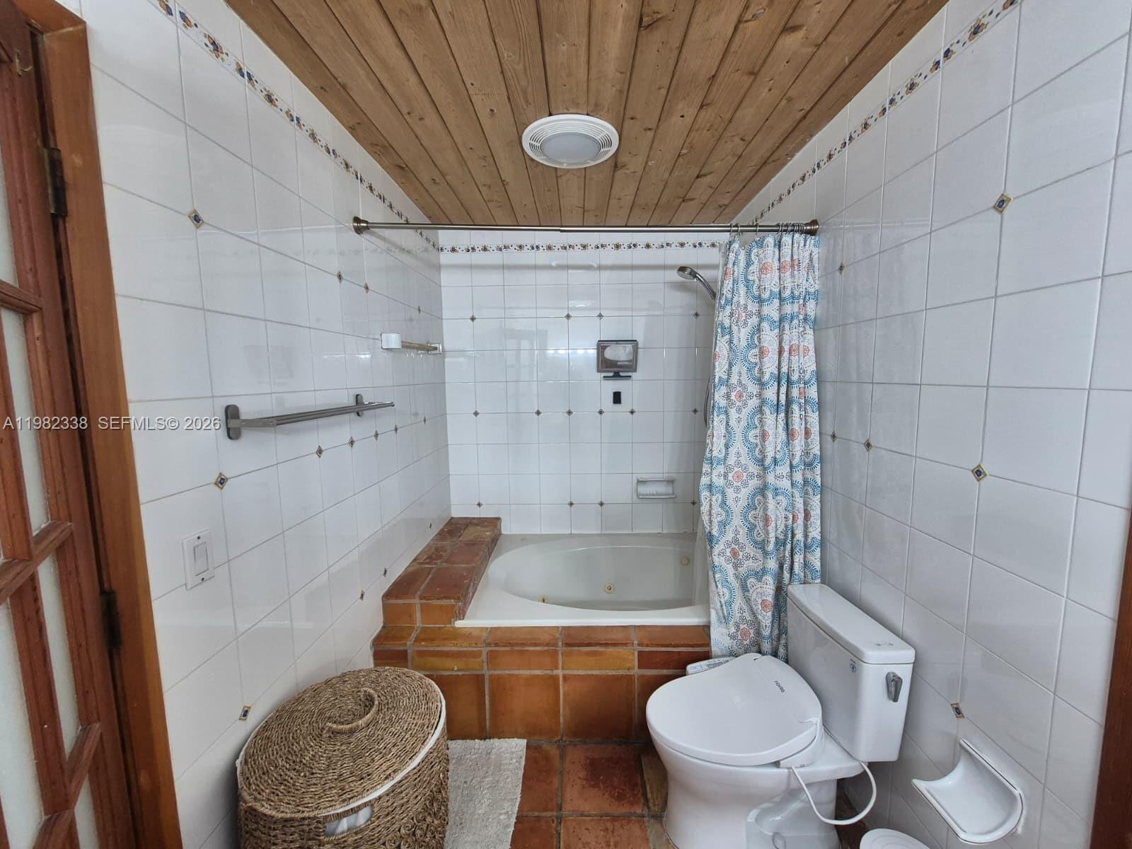 KENDALL KINGDOM - Residential