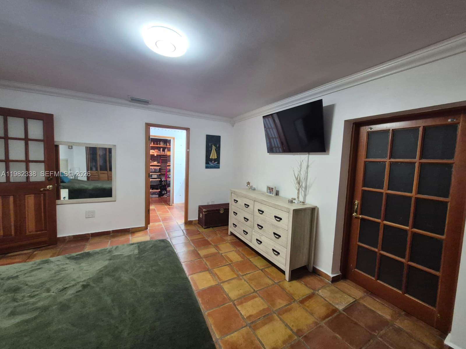 KENDALL KINGDOM - Residential