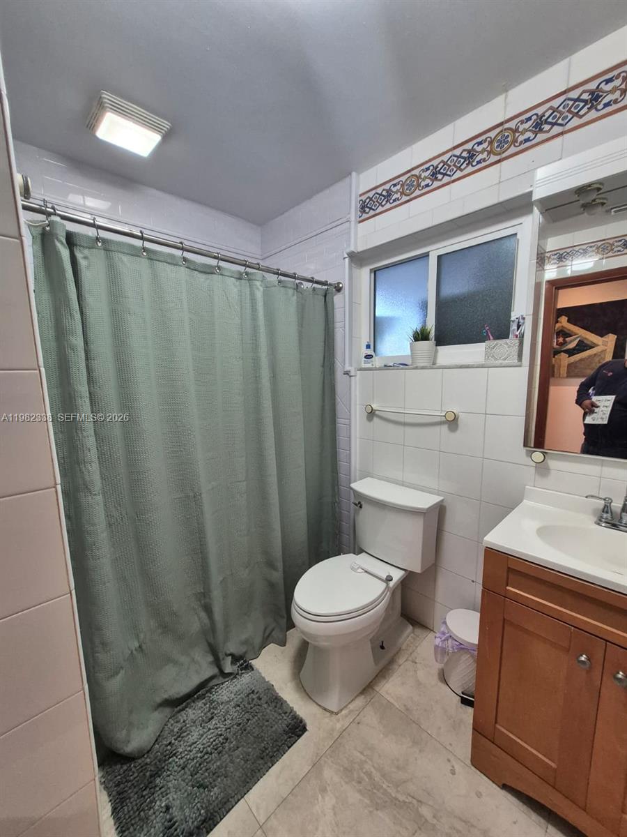 KENDALL KINGDOM - Residential