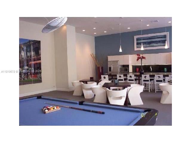 VENTURE AT AVENTURA WEST - Residential