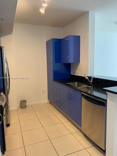 VENTURE AT AVENTURA WEST - Residential