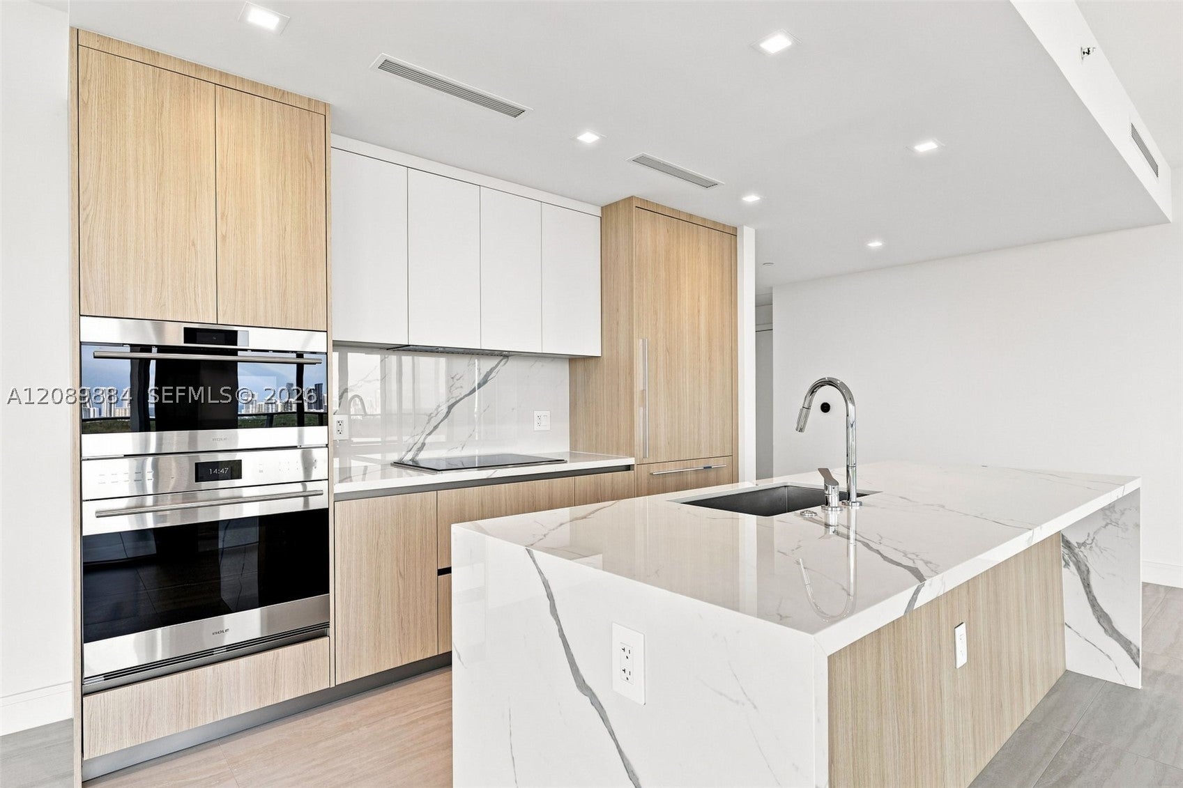 2411 Laguna Circle 2301