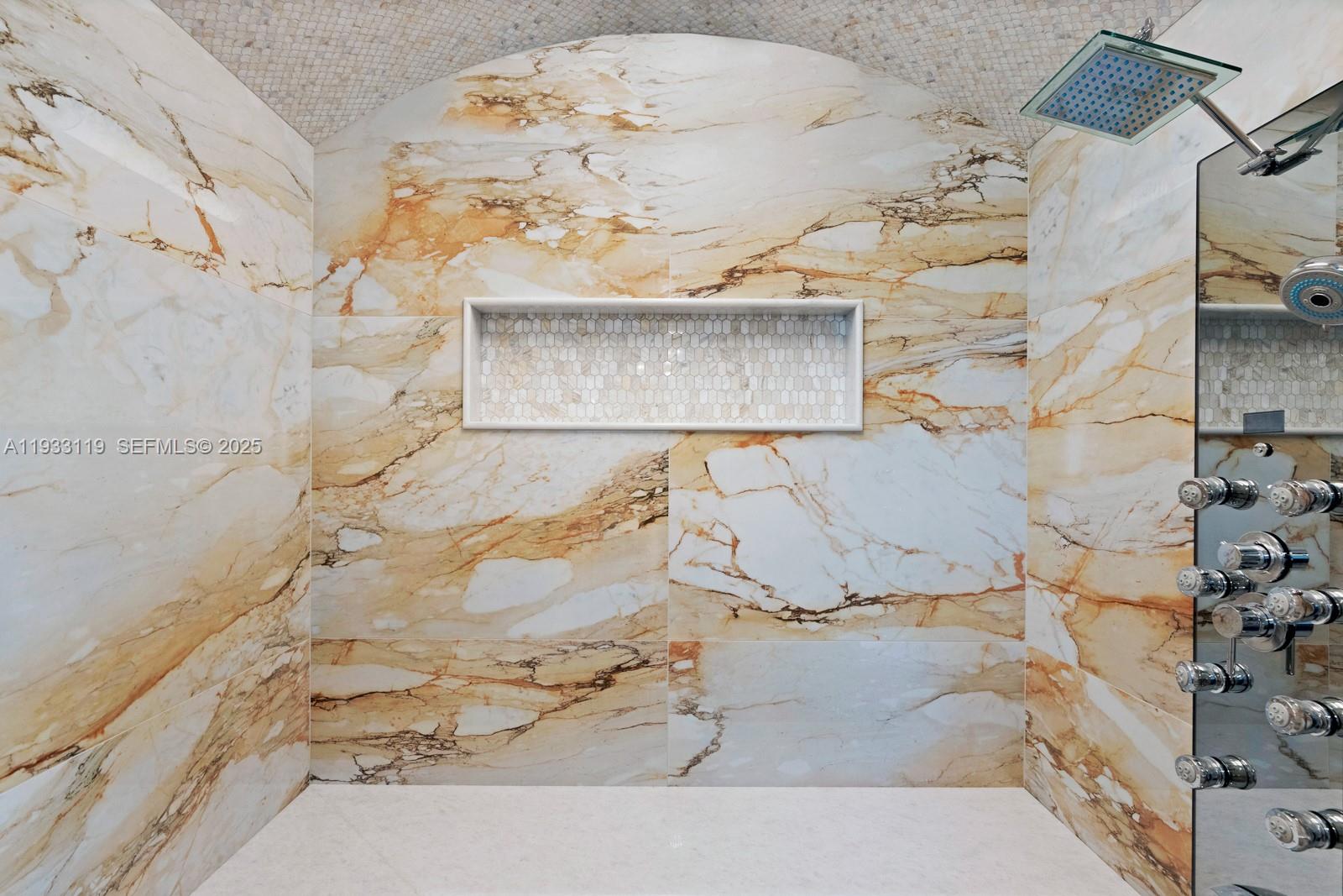 ALTOS DEL MAR NO 5 - Residential