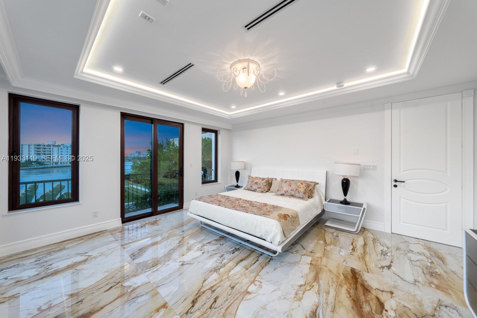 ALTOS DEL MAR NO 5 - Residential