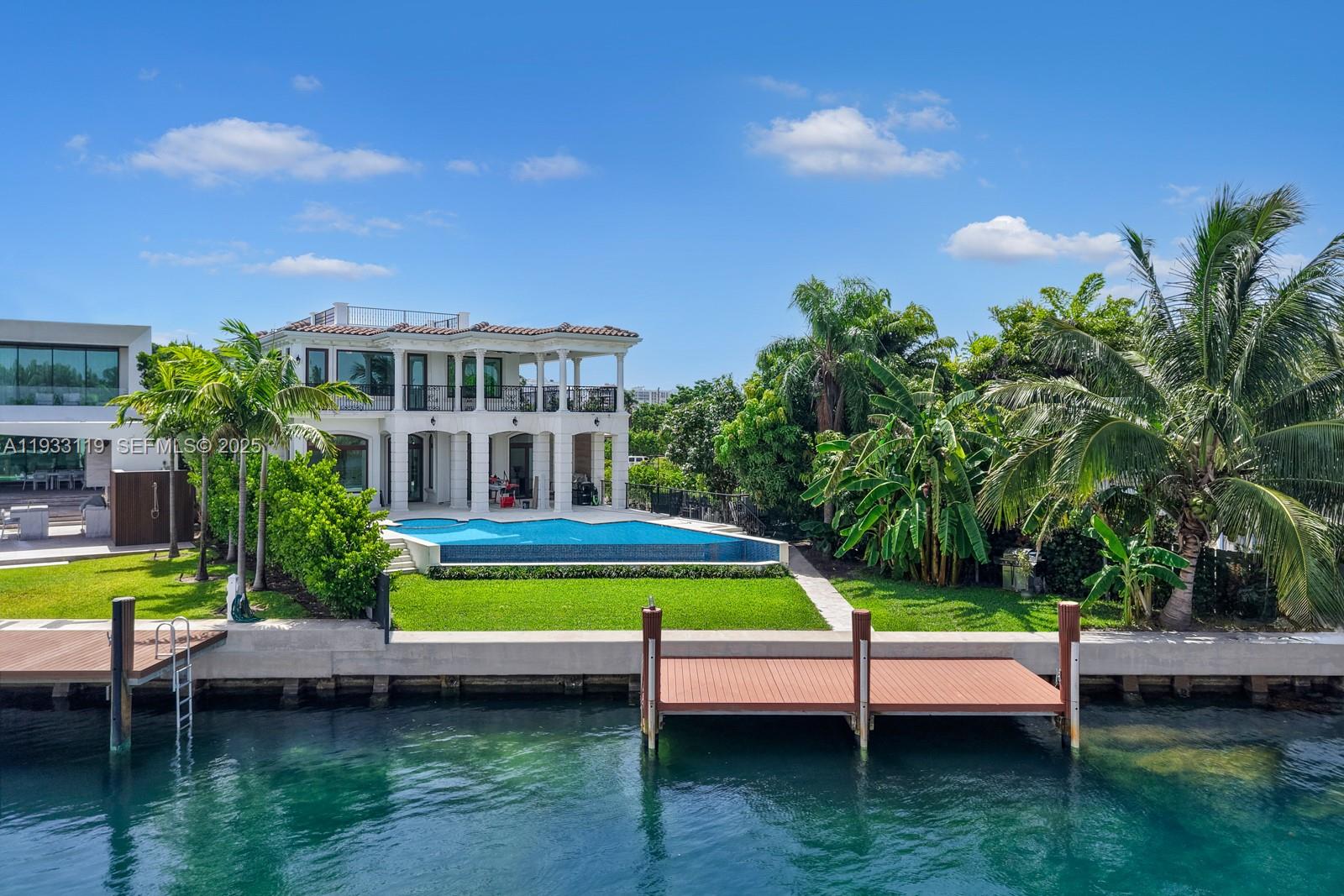 ALTOS DEL MAR NO 5 - Residential