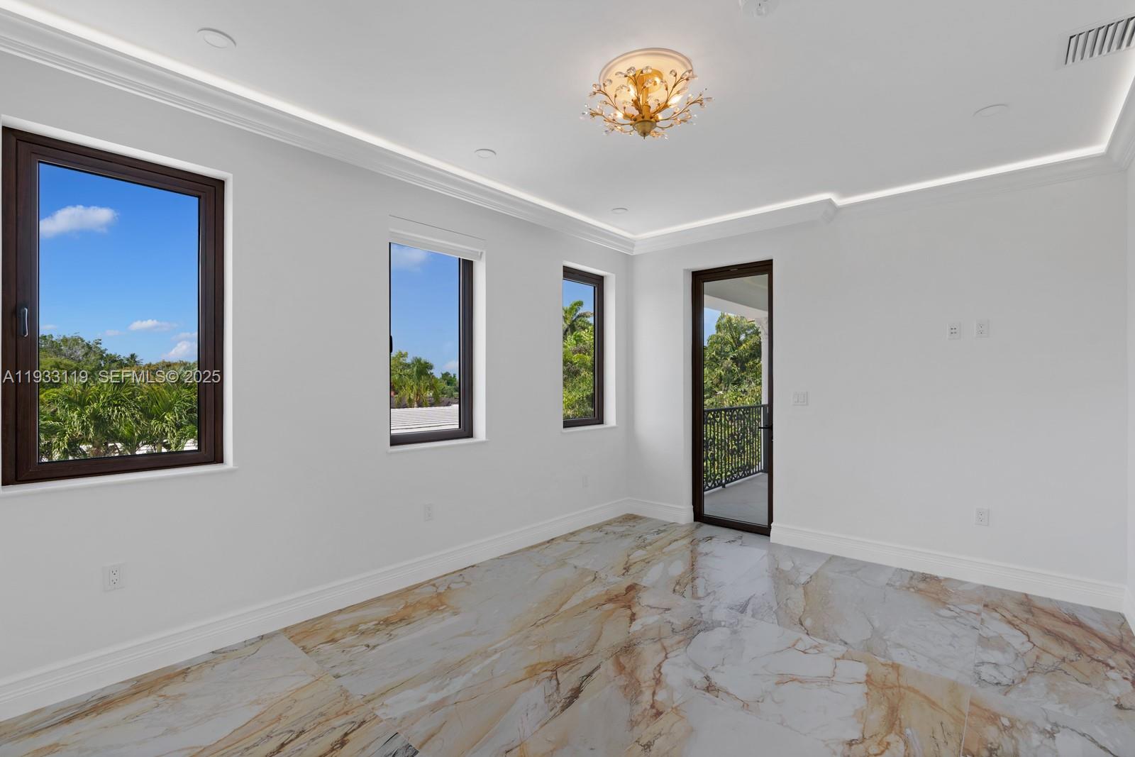 ALTOS DEL MAR NO 5 - Residential