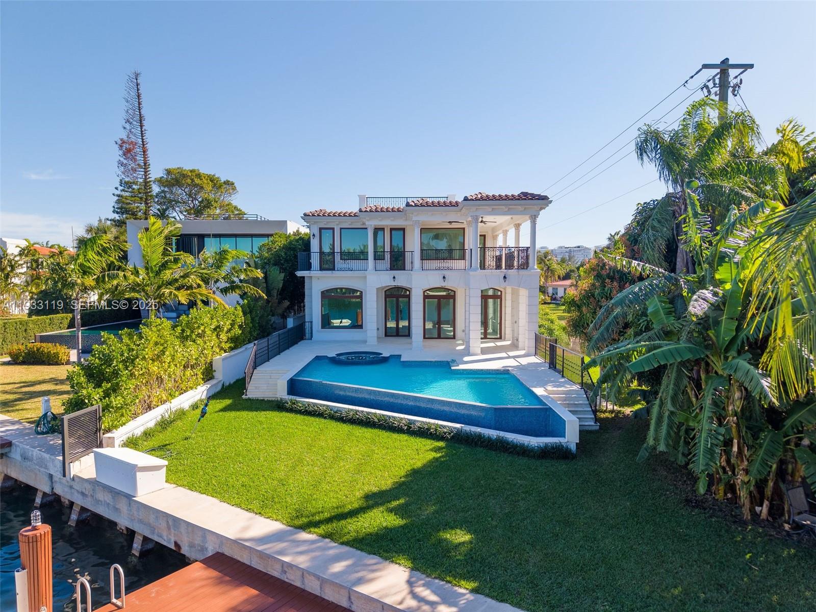 ALTOS DEL MAR NO 5 - Residential