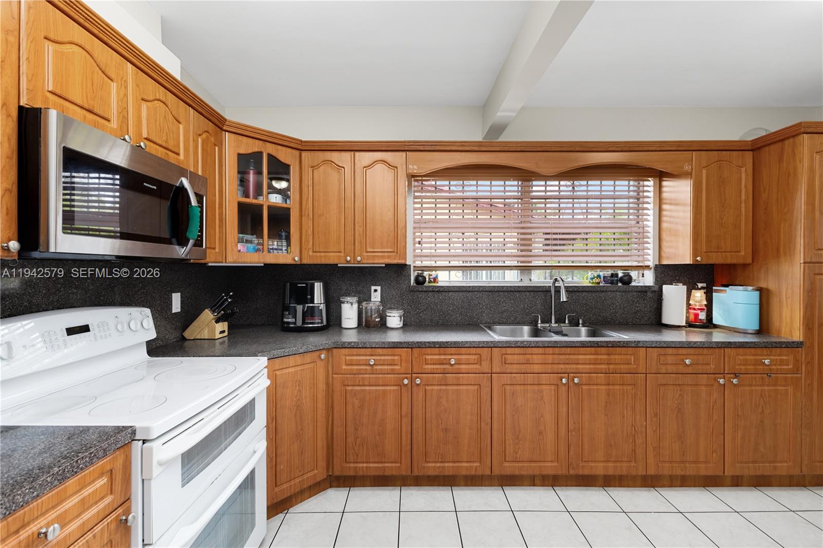 CENTRAL PARK - Residential Income