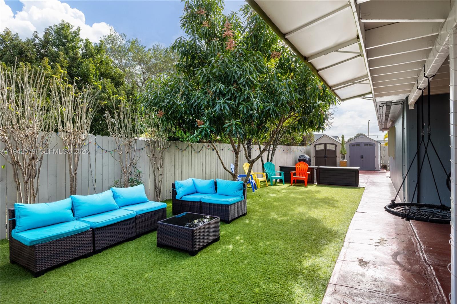 CENTRAL PARK - Residential Income