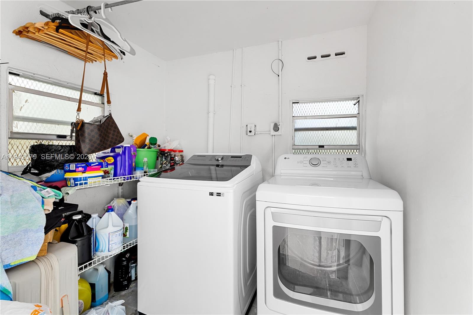 CENTRAL PARK - Residential Income