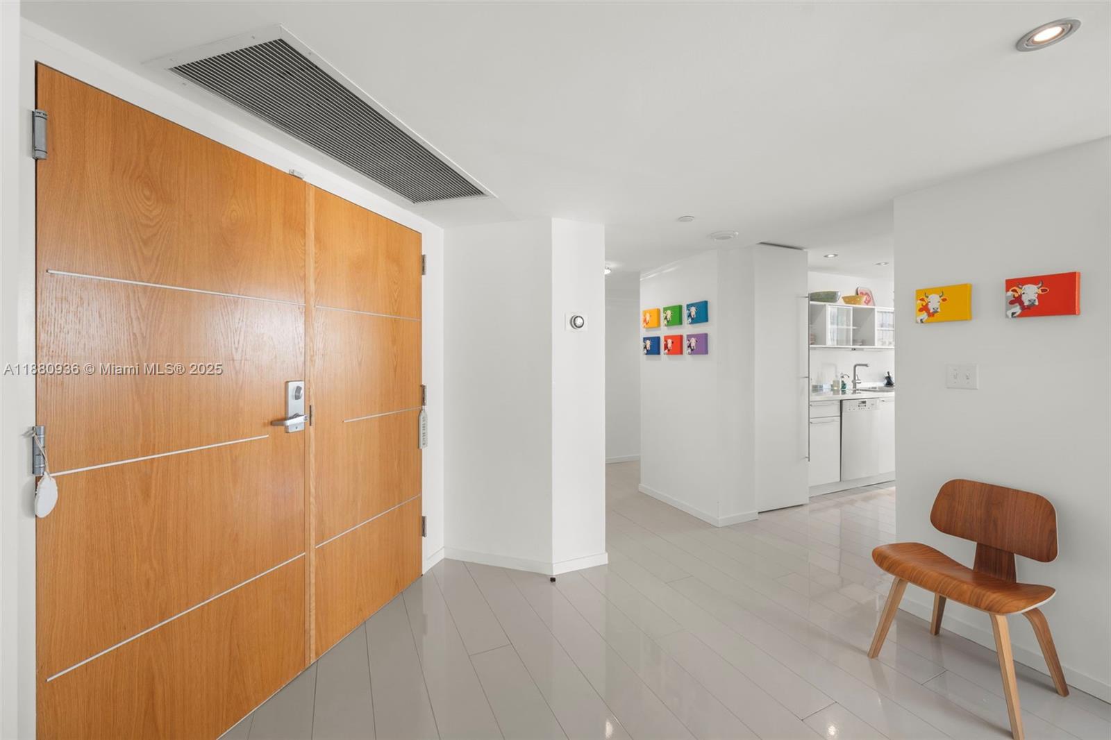 SOUTH POINTE TOWERS CONDO - Residential