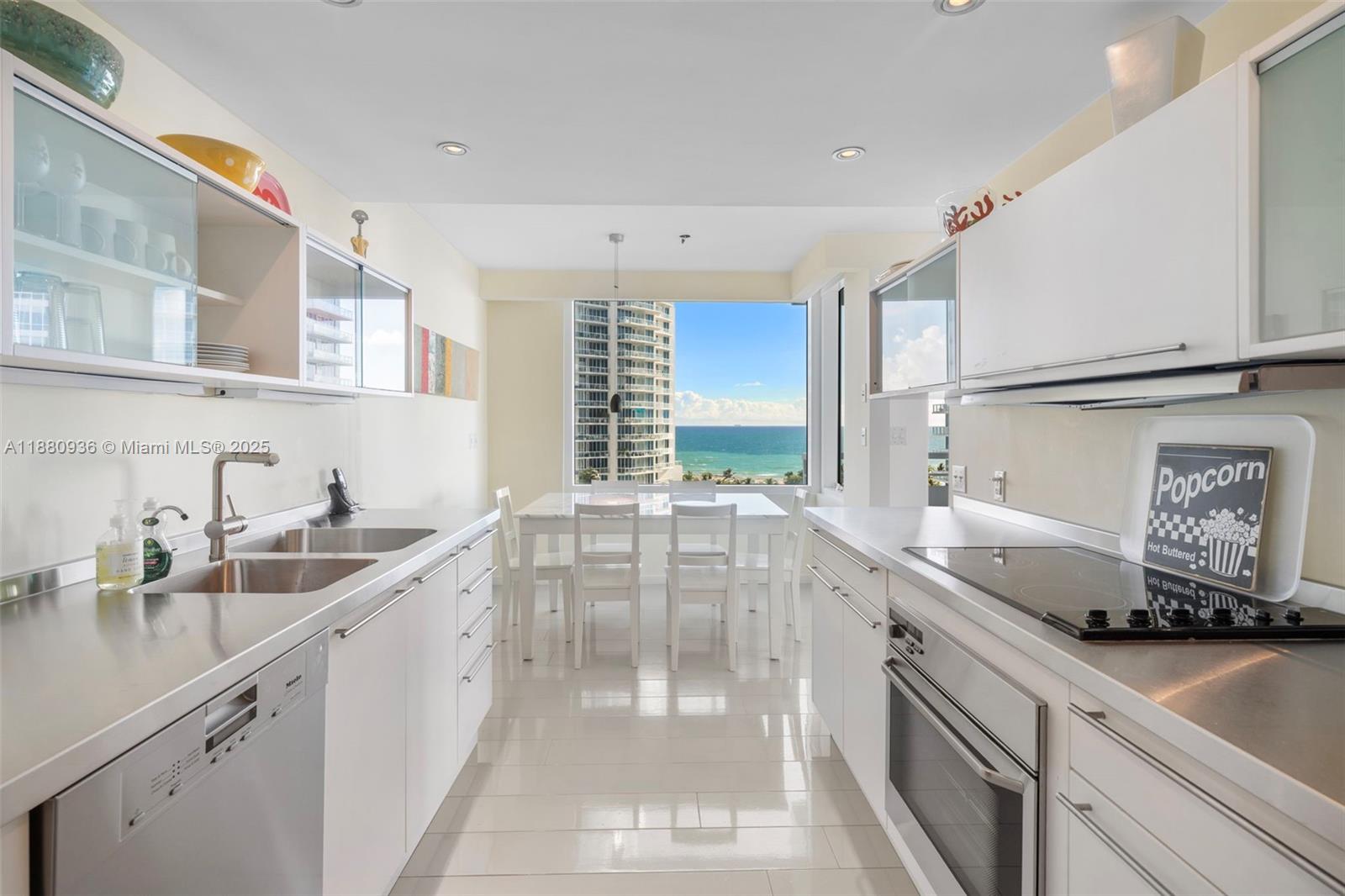 SOUTH POINTE TOWERS CONDO - Residential
