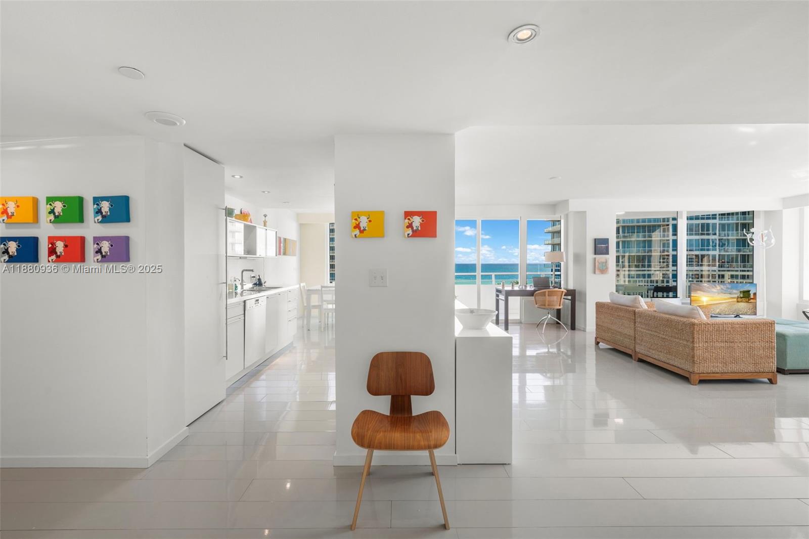 SOUTH POINTE TOWERS CONDO - Residential