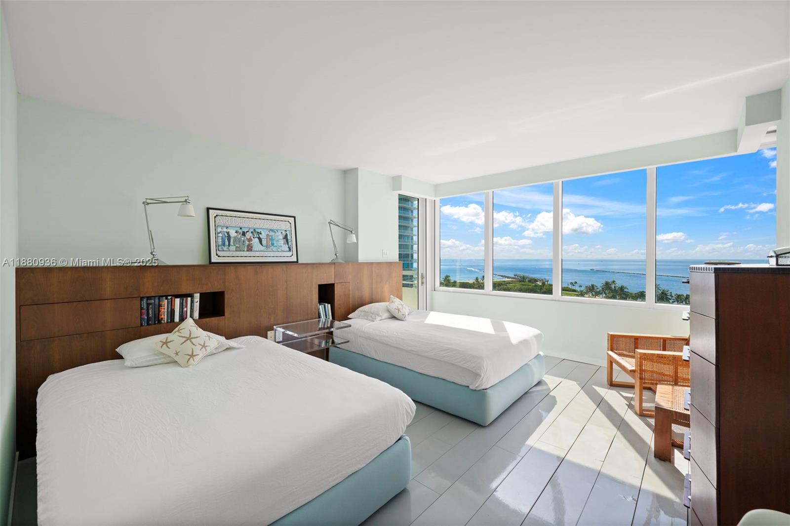 SOUTH POINTE TOWERS CONDO - Residential