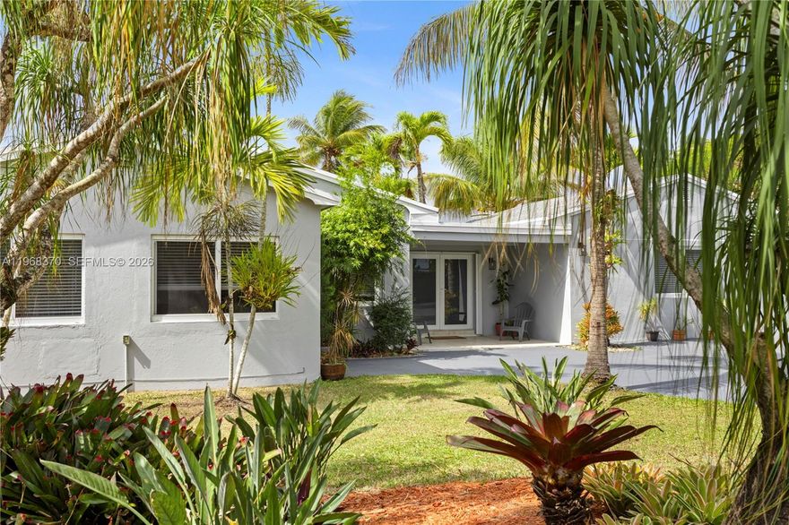 If you want to be in the perfect family environment with incredible sunset views, this is it. This home has a great floor plan, large main bedroom and bathroom. Features a pool with a terrific terrace, electric gate, stainless steel appliances, and a bar. The 4th bedroom is currently used as an office but has a closet. Includes impact windows and doors. All bathrooms have walk-in showers, and some have Jacuzzis. The property was recently painted. It has two-zone air conditioning, a well, and two septic tanks. There are also fruit trees, including avocado.