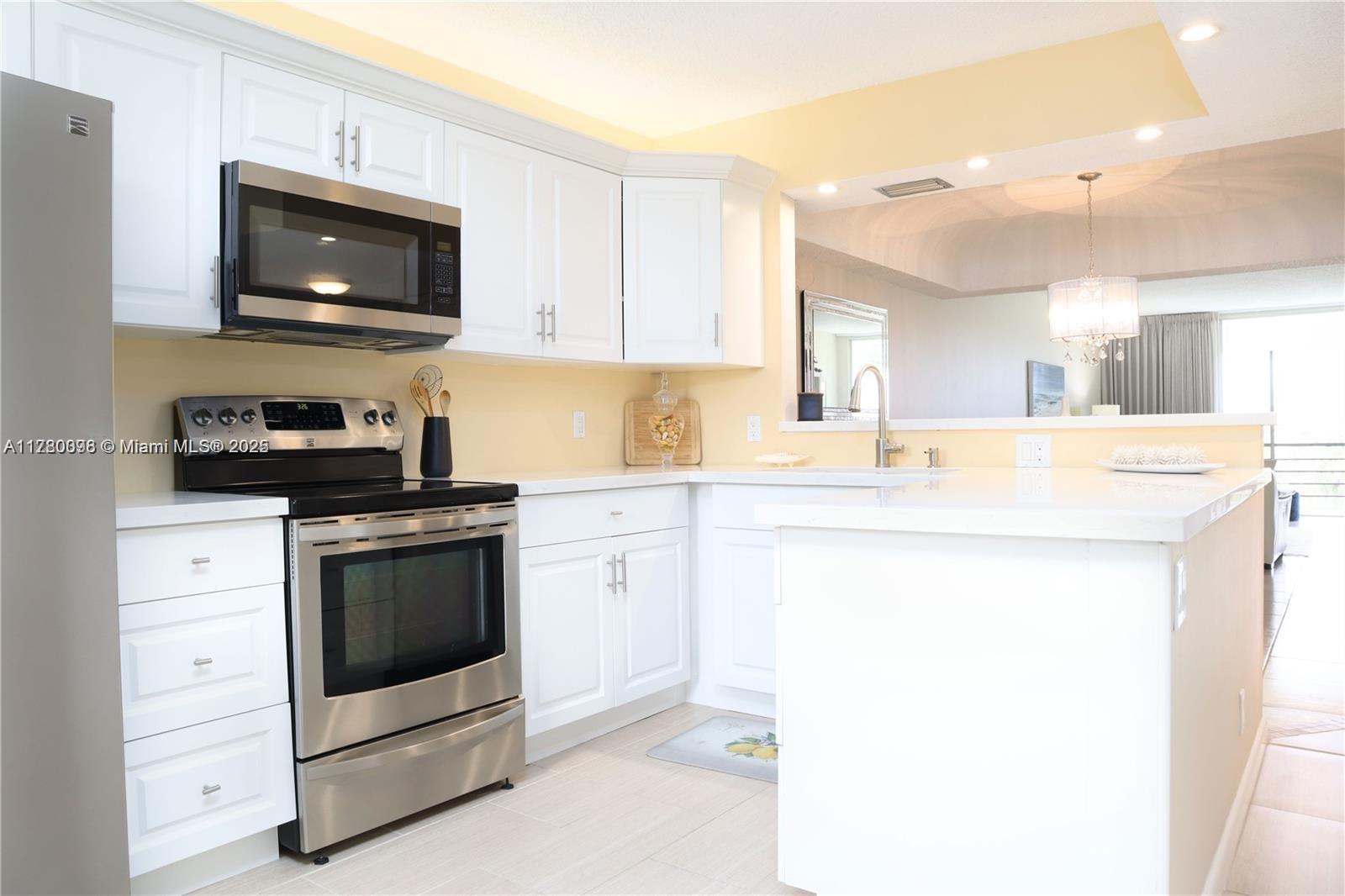 BARWOOD CONDO I UN IT 304 - Residential