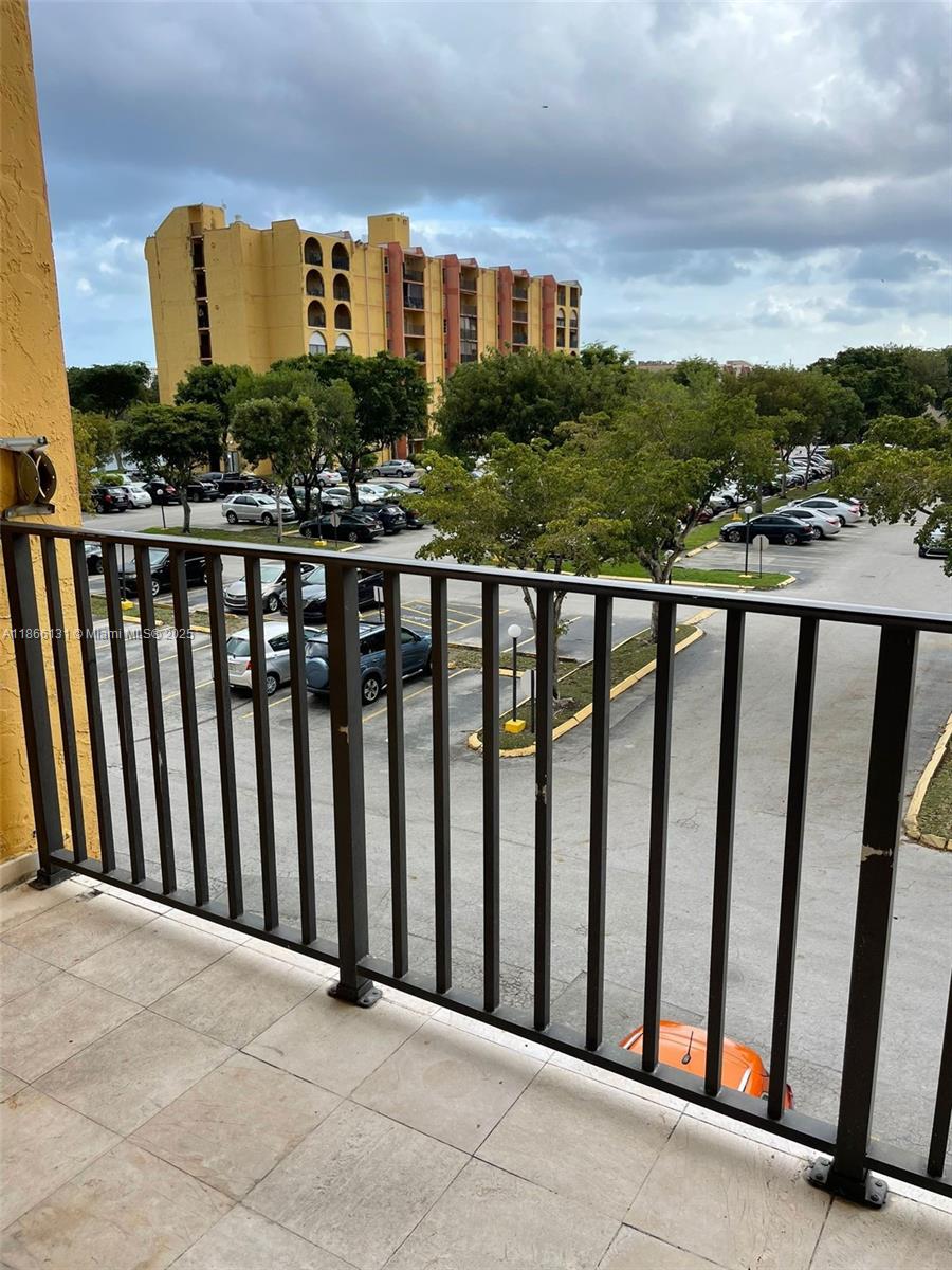 Enjoy stunning views of Miami’s airport skyline with planes gliding in and out, all from the comfort of your community. Nestled near a peaceful body of water, this apartment blends vibrant city energy with serene surroundings—perfect for those who love the buzz of Miami and the beauty of nature.