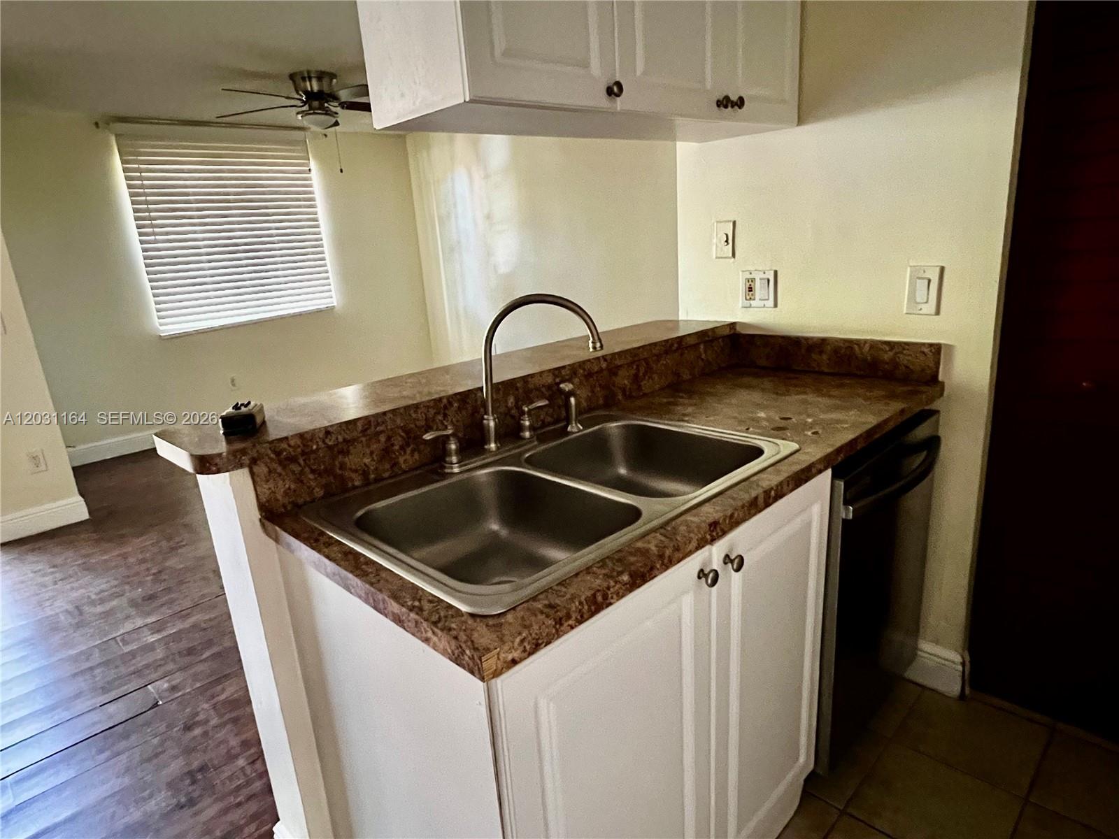 1239 SW 46th Ave 905