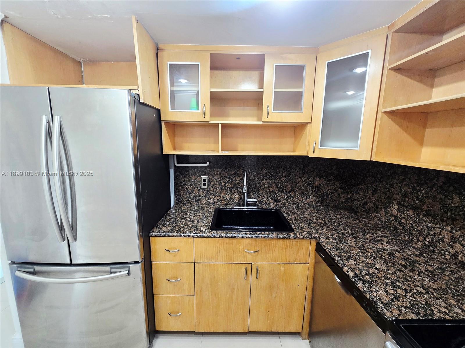 SOUTH BAY CLUB CONDO - Residential Lease