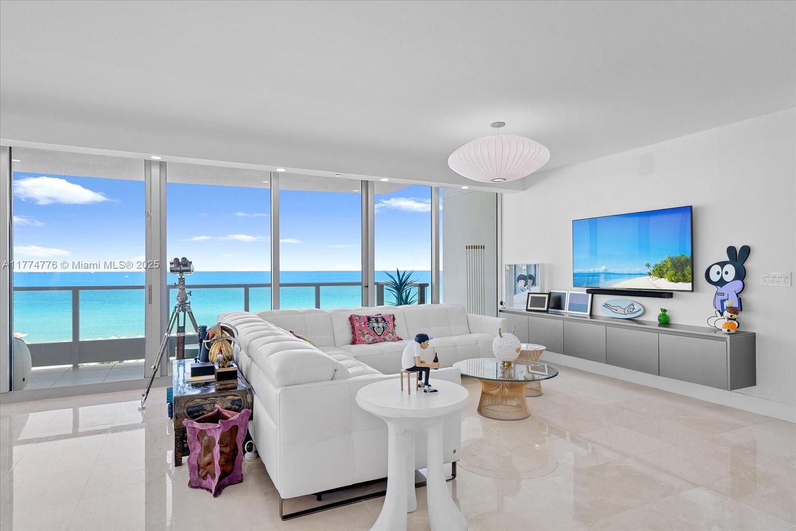 IL VILLAGGIO ON SOUTH BEA - Residential