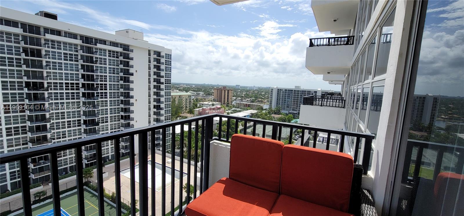 SILVER THATCH ATLANTIC PL - Residential Lease