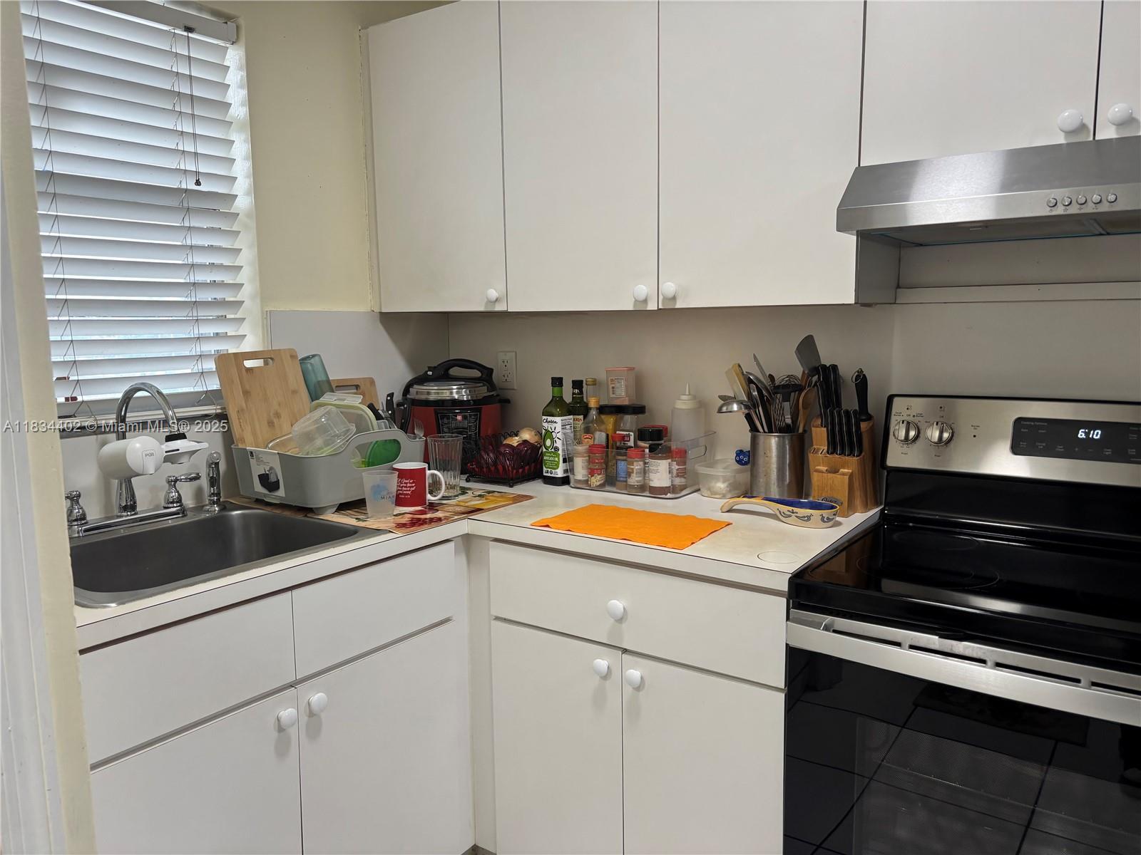 2775 W 52nd St 305