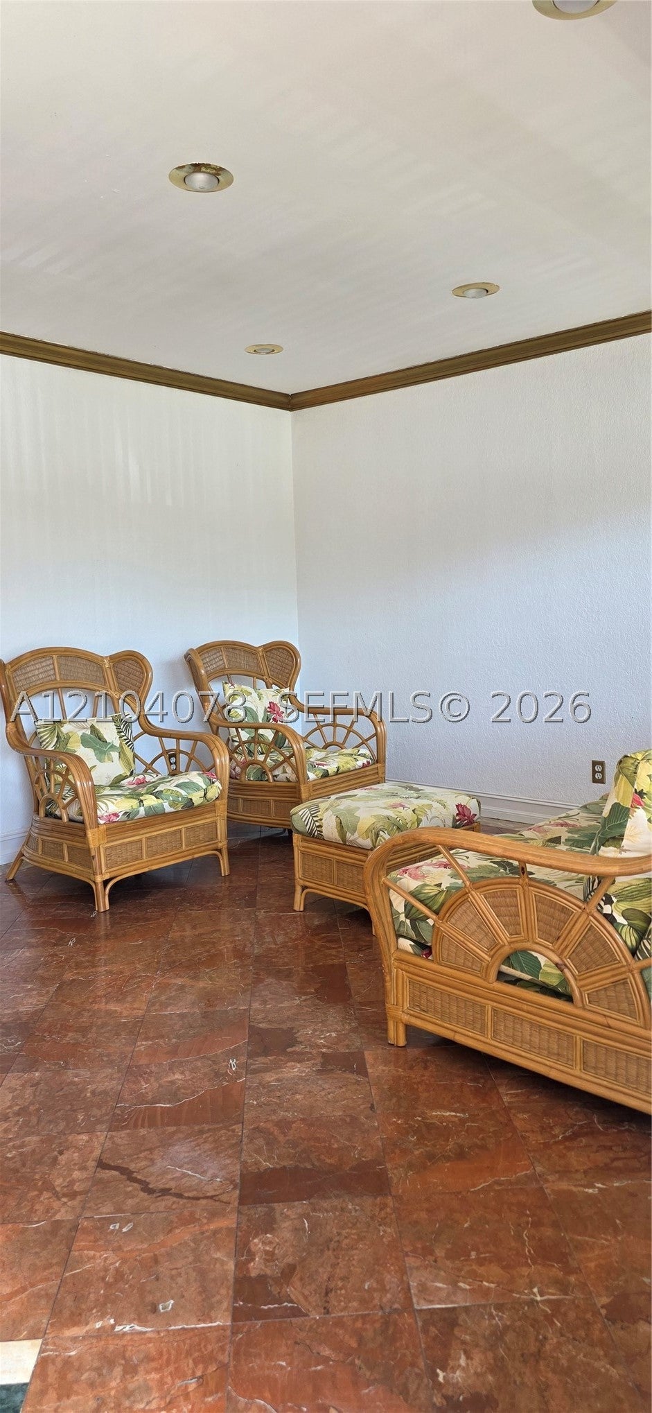 View photos, virtual tours, details... 8851 Sunrise Lakes Blvd 213