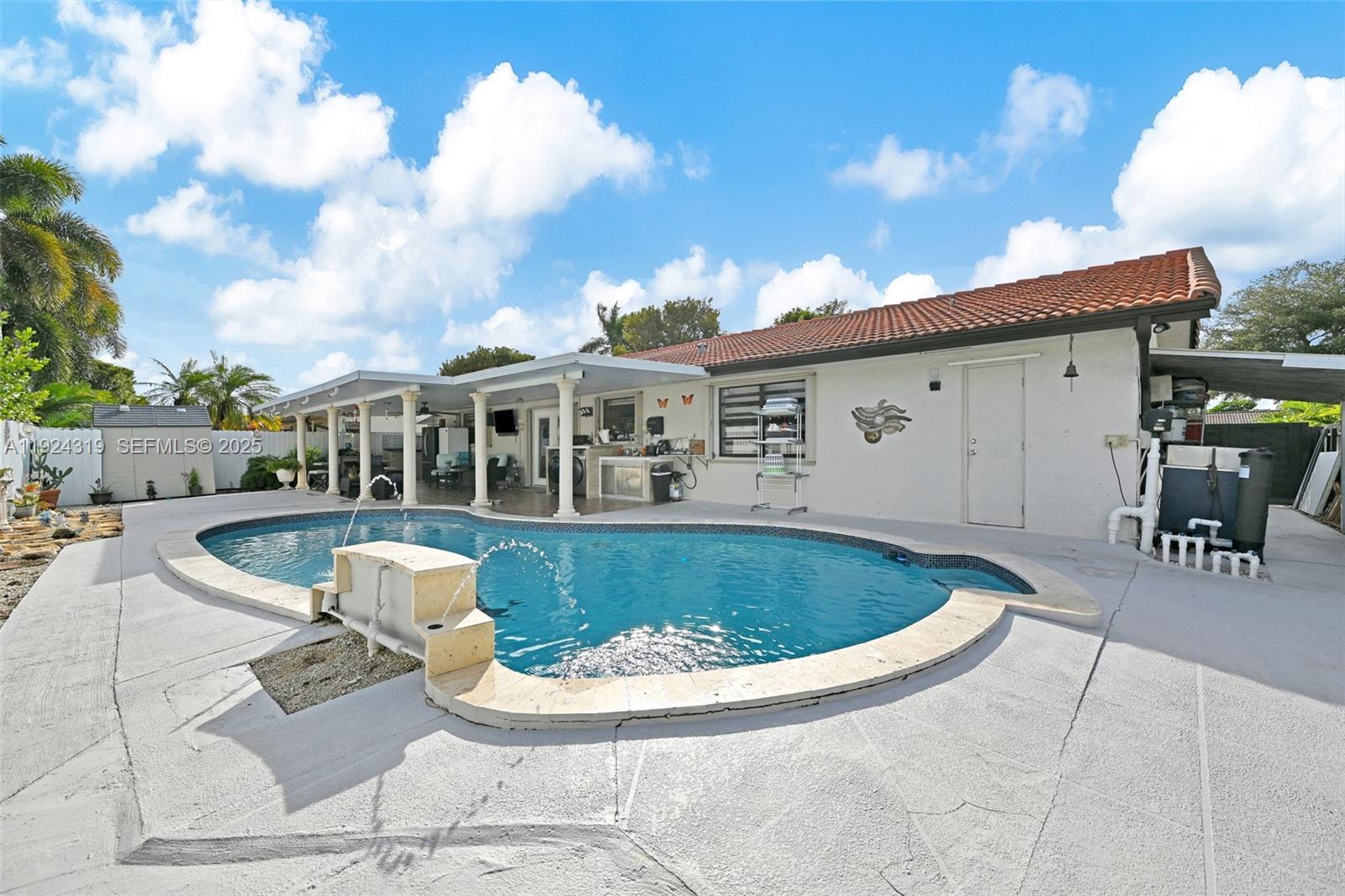 SUPERIOR HOMES SEC 1 - Residential