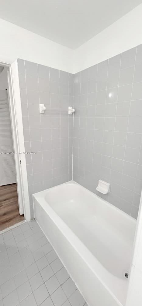 LAKESHORE CONDO I - Residential Lease