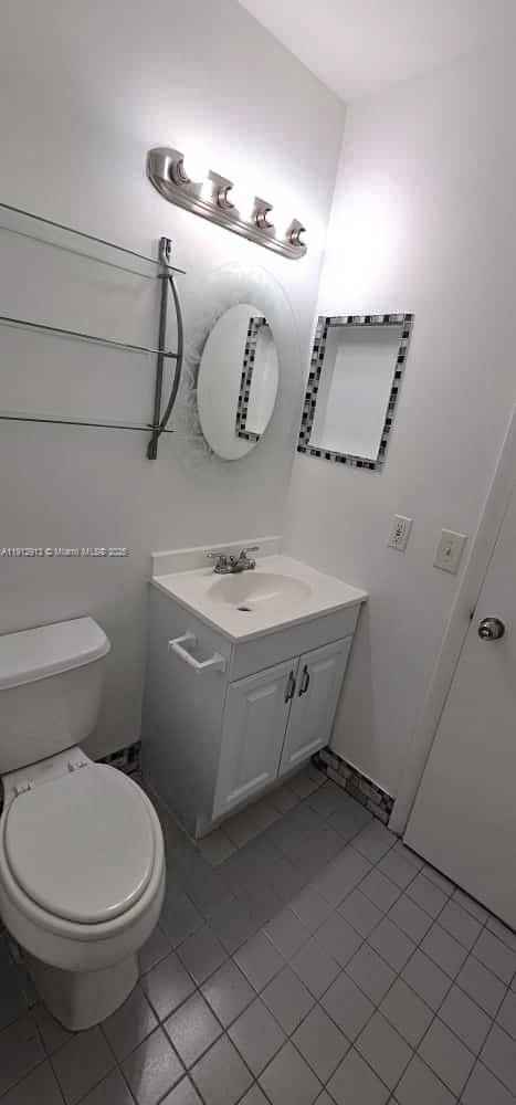 LAKESHORE CONDO I - Residential Lease