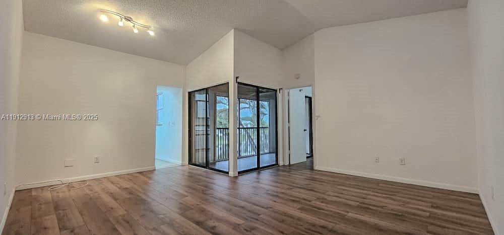 LAKESHORE CONDO I - Residential Lease