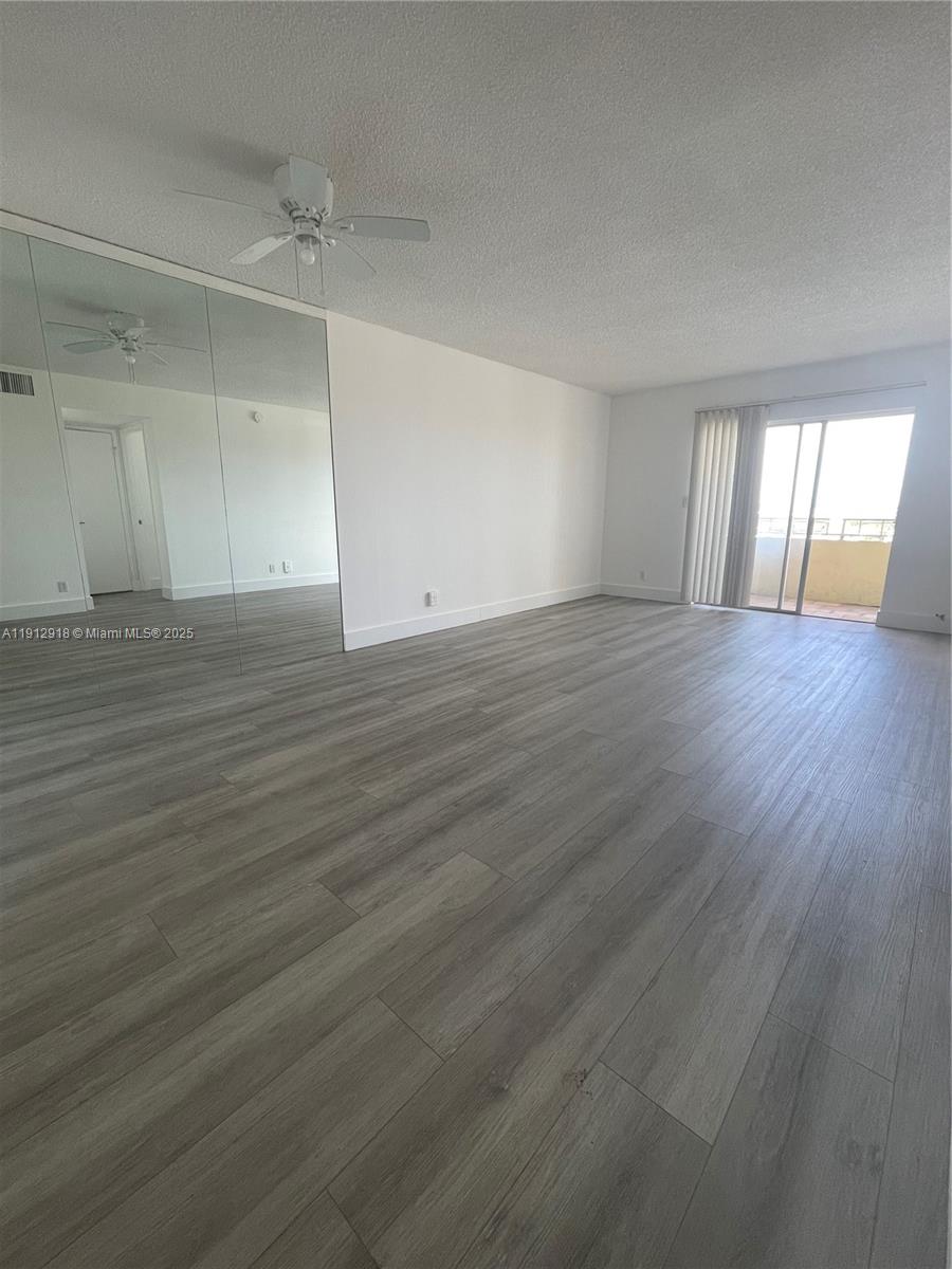 VICTORIA PARK TOWER CONDO - Residential