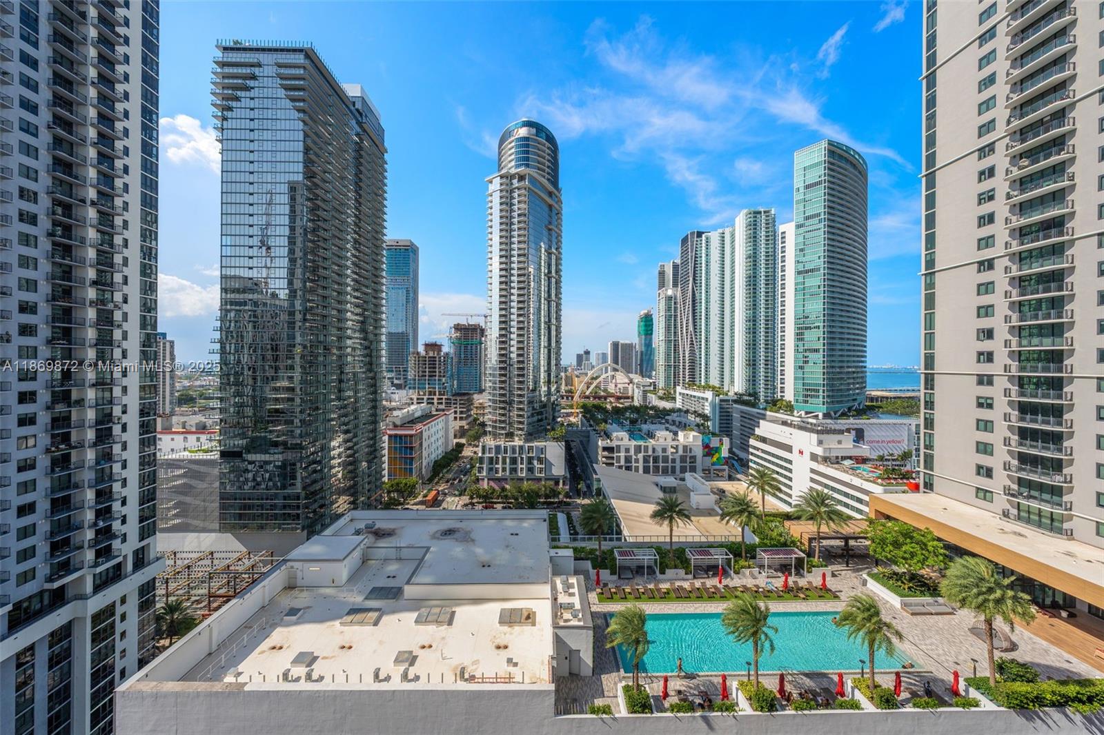 GALE RESIDENCES - Residential