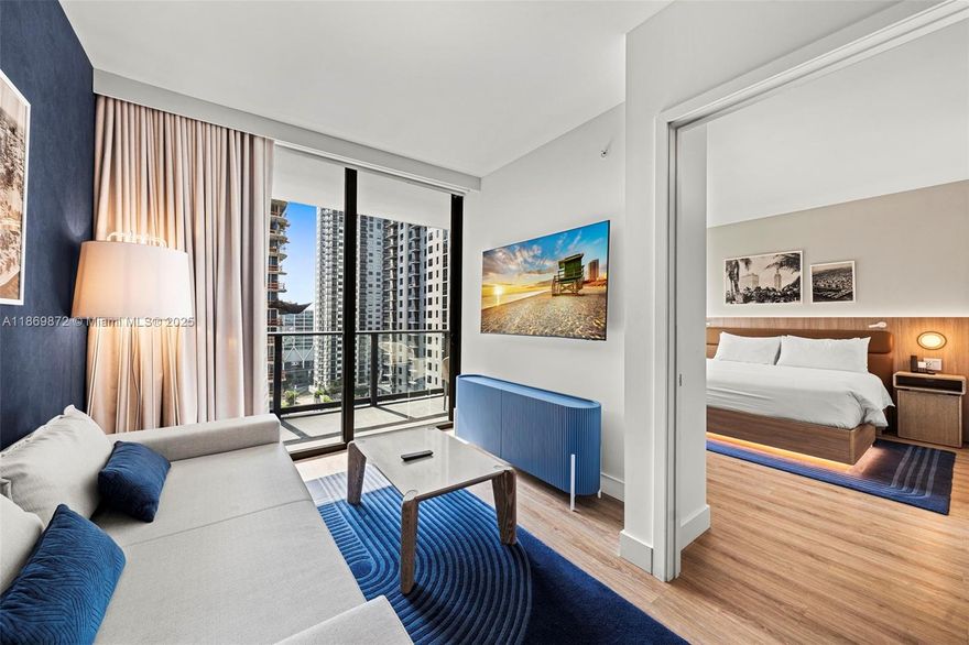 PRESTIGIOUS SOUTH BEACH BRAND OPENS FIRST RESIDENTIAL AND HOTEL SKYRISE IN MIAMI DOWNTOWN, 2 BLOCKS FROM THE WATER, KASEYA CENTER, BAYSIDE PARK & SHOPPING MALL, PARAMOUNT WORLDCENTER SHOPPING STREET & 5 MINUTE WALK TO BRICKELL. BRAND-NEW TOWER WITH HIGH QUALITY FINISHES. CORNER UNIT WITH WRAP-AROUND EXTENSIVE TERRACE, FULLY FURNISHED READY TO MOVE IN. 5 STARS HOTEL AMENITIES & SERVICES. DAILY RENTAL ALLOWED IDEAL FOR INVESTORS. *UNIT COMES FULLY FURNISHED READY TO MOVE IN (CHIC/MODERN NEW FURNITNURE PACKAGE INCLUDED). FULLY EQUIPPED KITCHEN WITH HIGH QUALITY APPLIANCES.