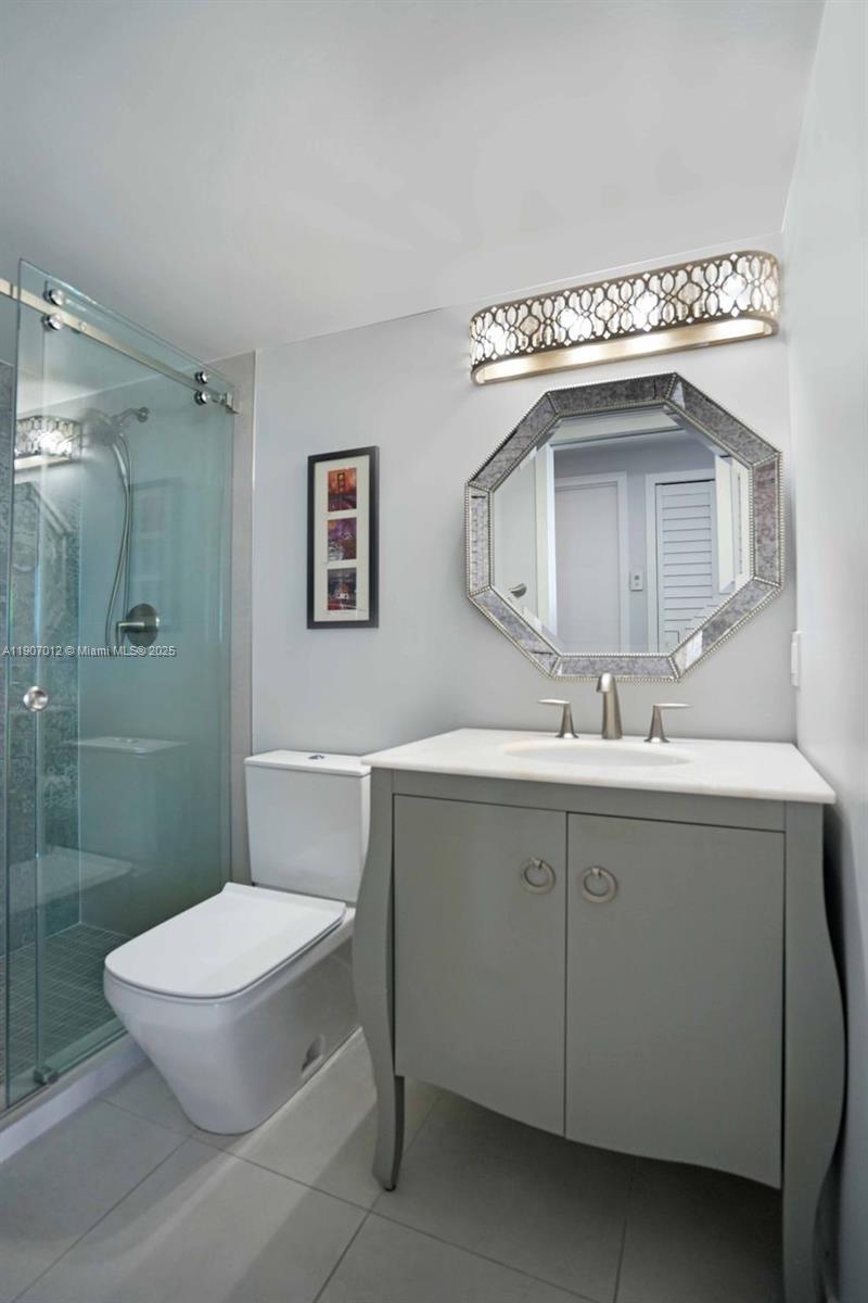 BAYVIEW PLAZA CONDO - Residential