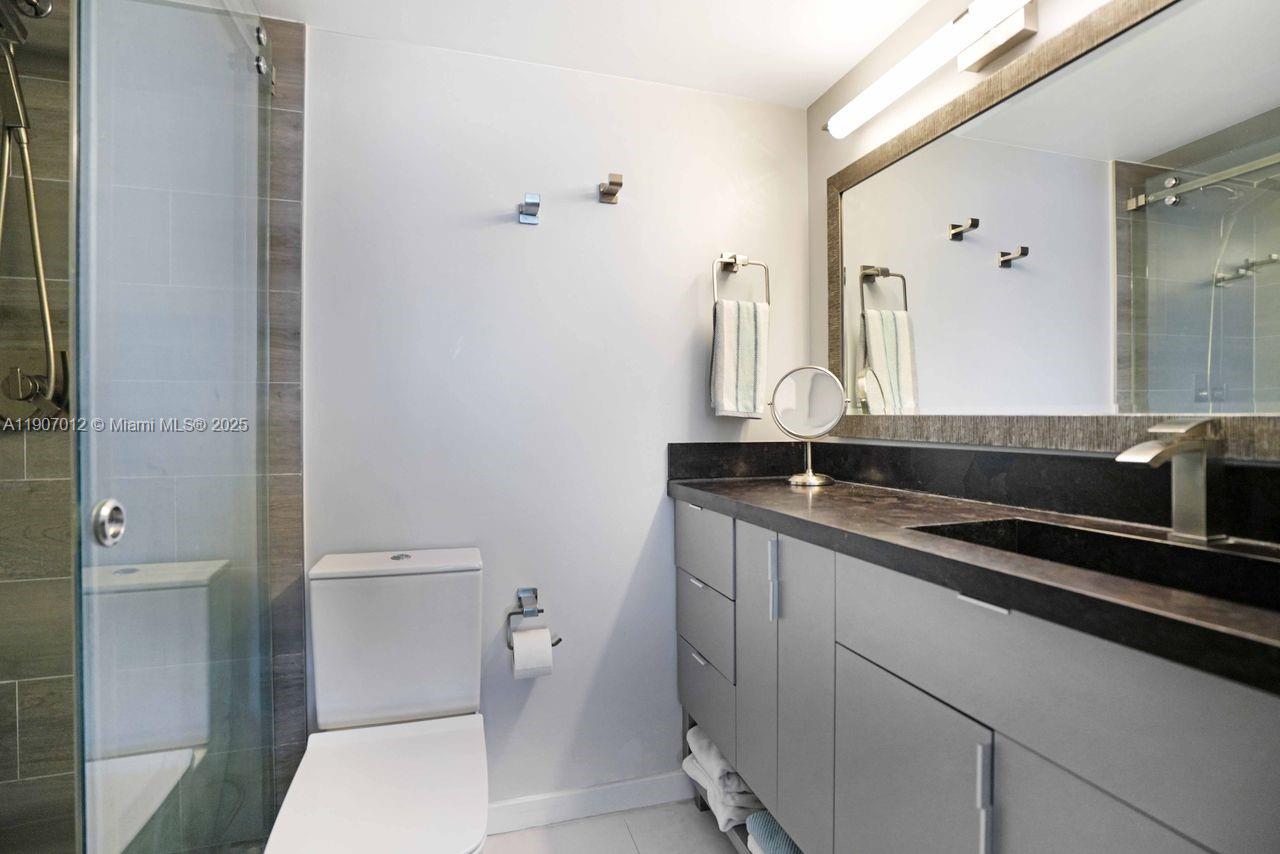 BAYVIEW PLAZA CONDO - Residential