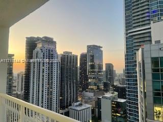 THE CLUB AT BRICKELL BAY - Residential