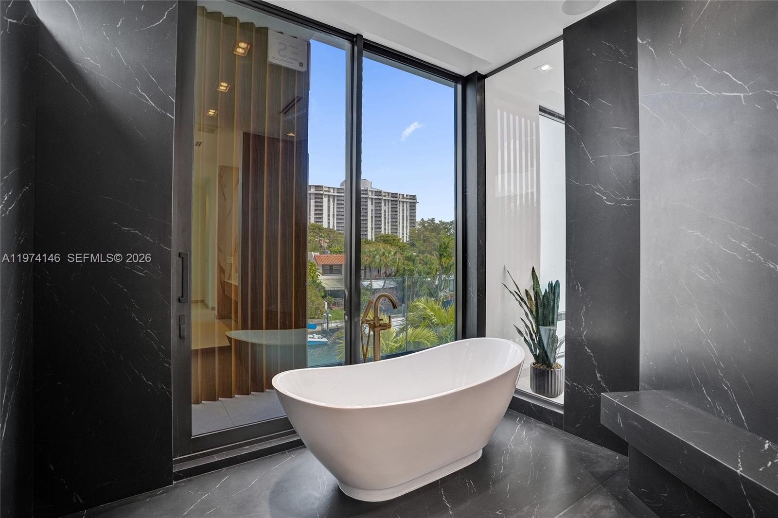 RIVER BAY PARK ADDN - Residential