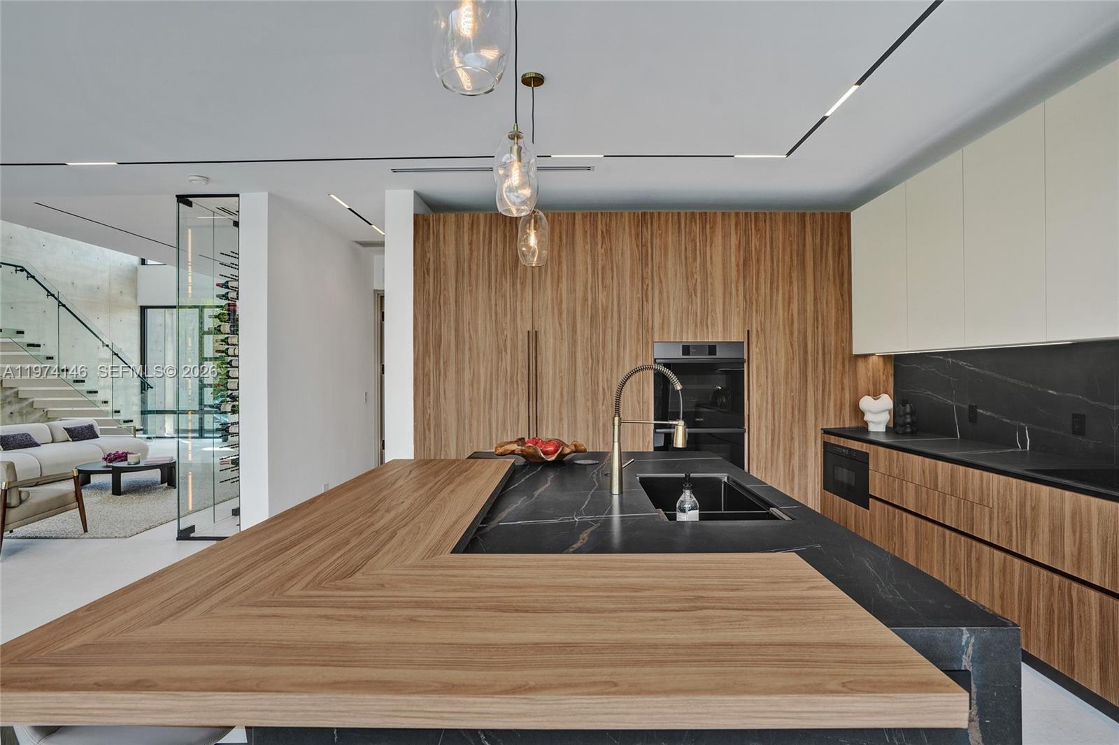 RIVER BAY PARK ADDN - Residential