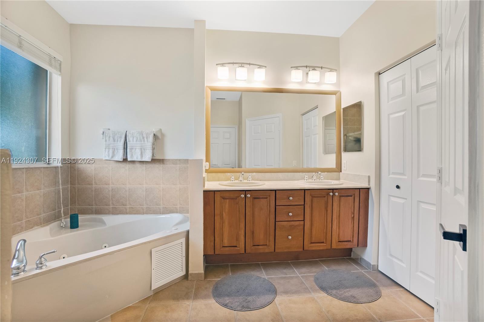 CANTAMAR - Residential