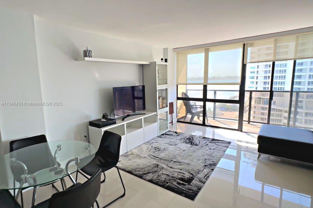 CHARTER CLUB CONDO - Residential Lease