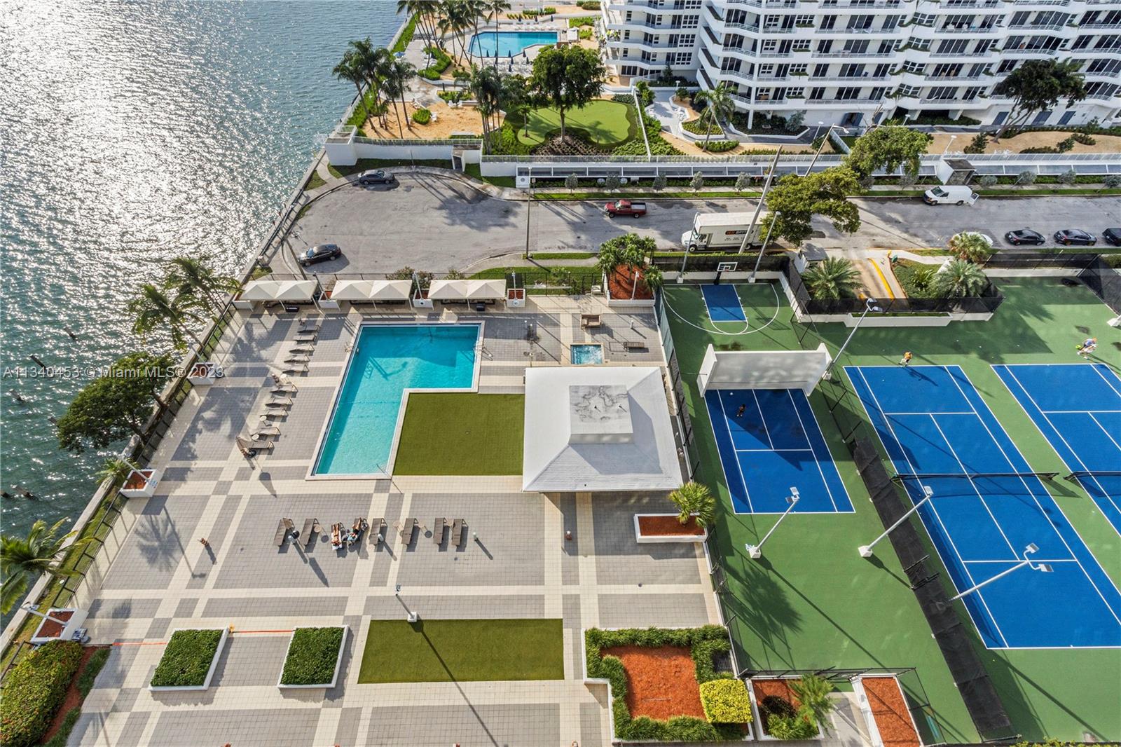 CHARTER CLUB CONDO - Residential Lease